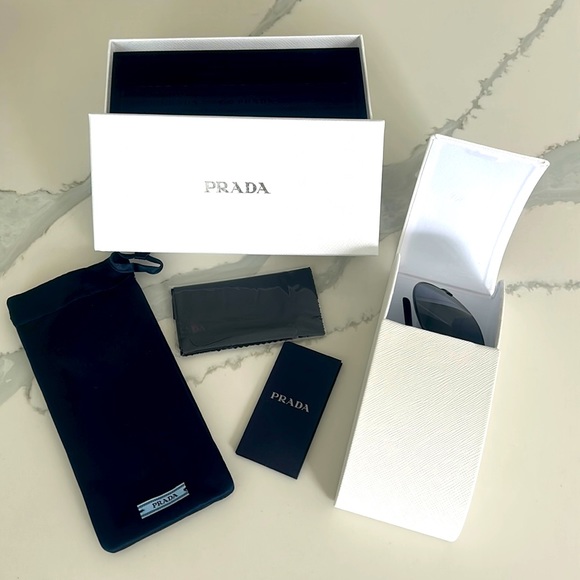 NWT Prada Shield sunglasses 37mm - Picture 2 of 15